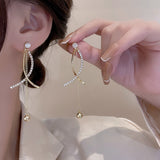 Trend Simulation Pearl Long Earrings Female Moon Star Flower Rhinestone Wedding Pendant Earrings Fashion Korean Jewelry Earrings