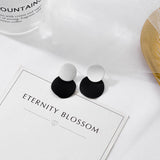 POXAM New Korean Statement Earrings for women Black Cute Arcylic Geometric Drop Small Female Earrings Brincos 2022 Trend Jewelry